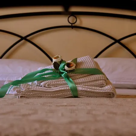 Bed & Breakfast Maison Civico 13