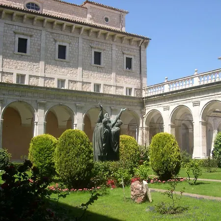 Bed & Breakfast Maison Civico 13 Ausonia